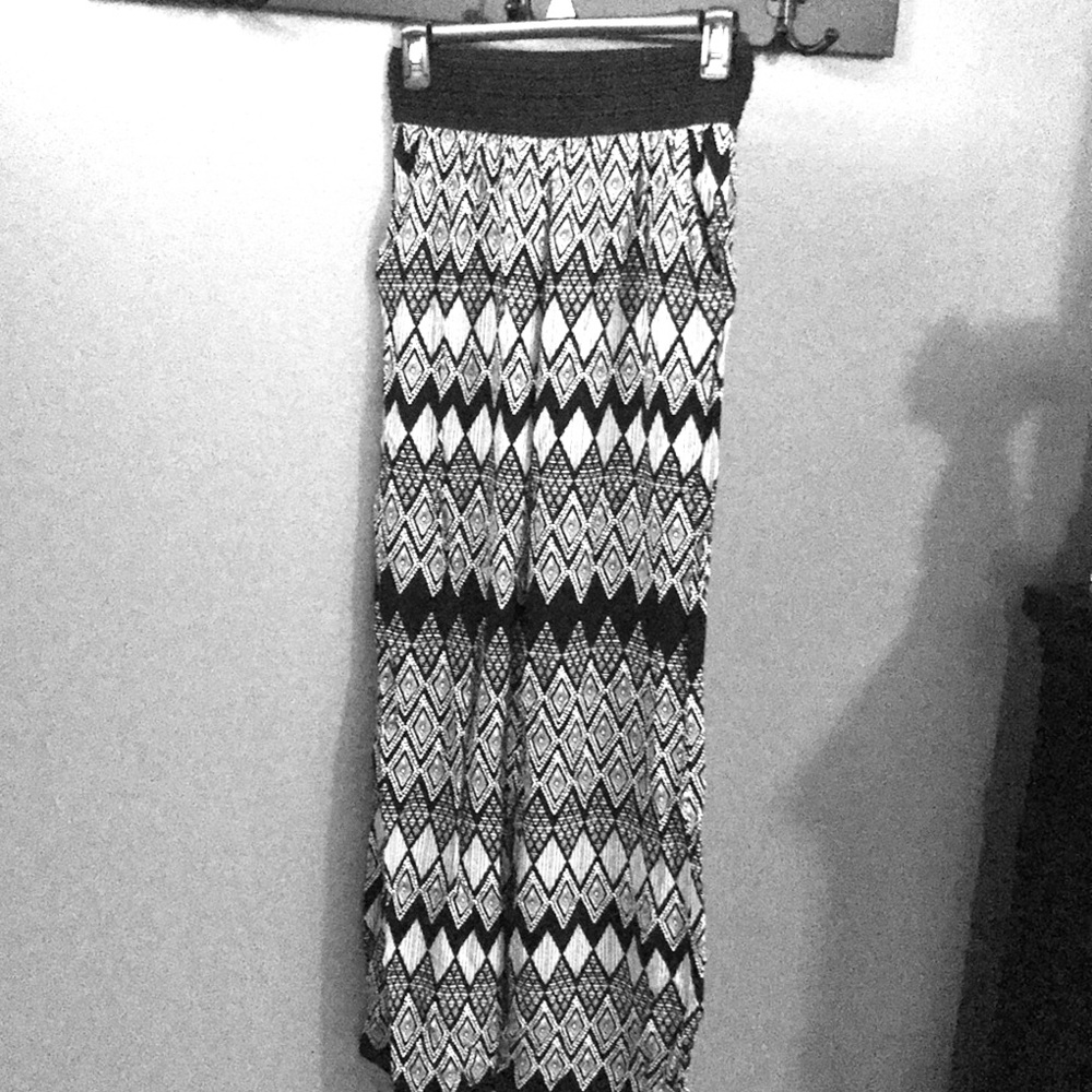 Black and white pants